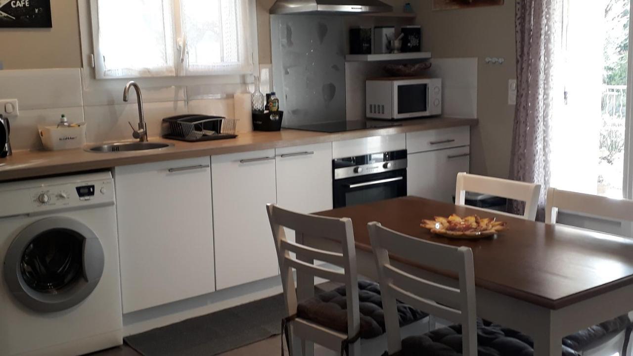 Maison 2 Ou 4 Personnes Jardin Parking Les Amandiers Lorgues Exterior photo